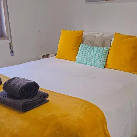 Casa Dos Sinos 2bedroom With Terrace Apartament