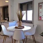 Casa Dos Sinos 2bedroom With Terrace 아파트 알부페이라