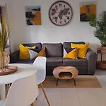 아파트 Casa Dos Sinos 2bedroom With Terrace 알부페이라