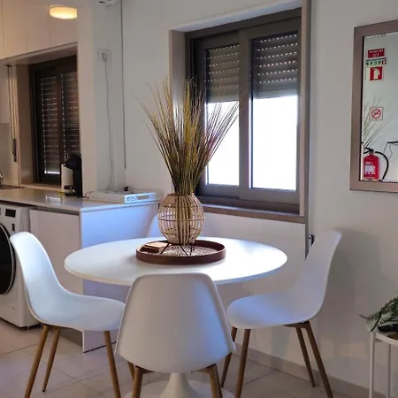 Casa Dos Sinos 2bedroom With Terrace Lägenhet Albufeira