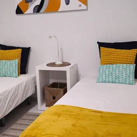 Casa Dos Sinos 2bedroom With Terrace * אלבופיירה